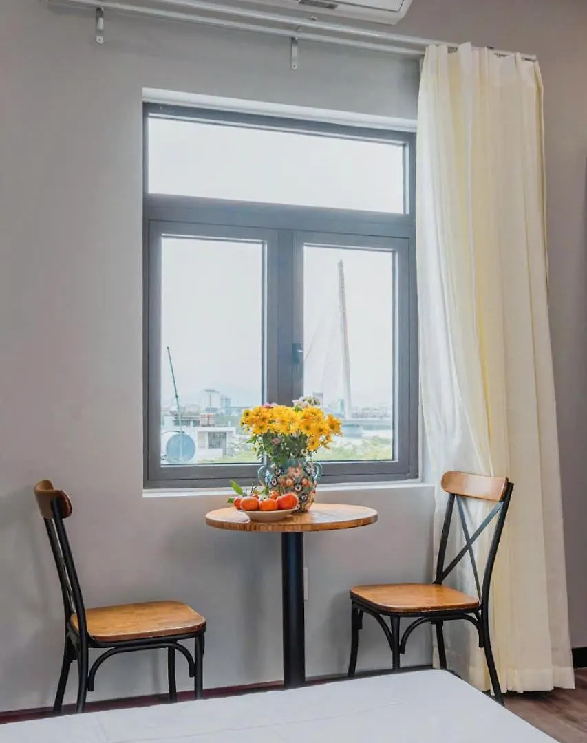 Snite Han Riverside Suites Danang Aparthotel