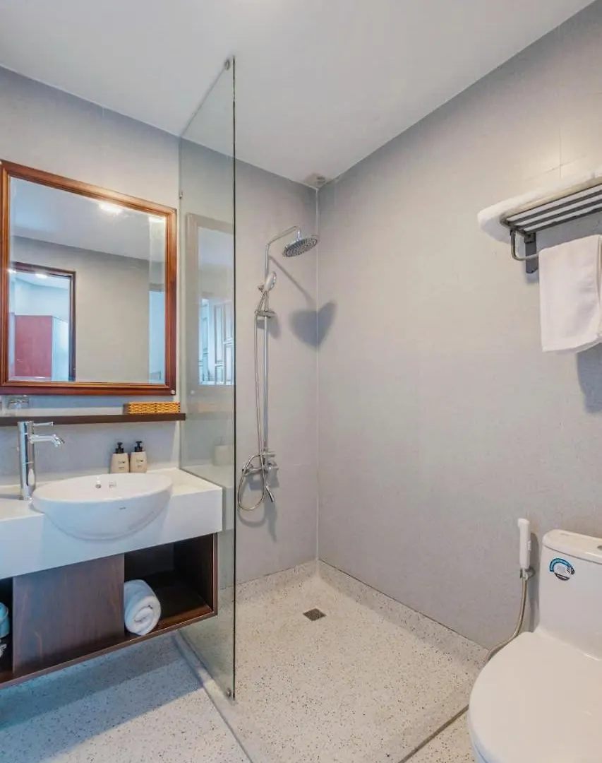 Aparthotel Snite Han Riverside Suites Da Nang Vietnam