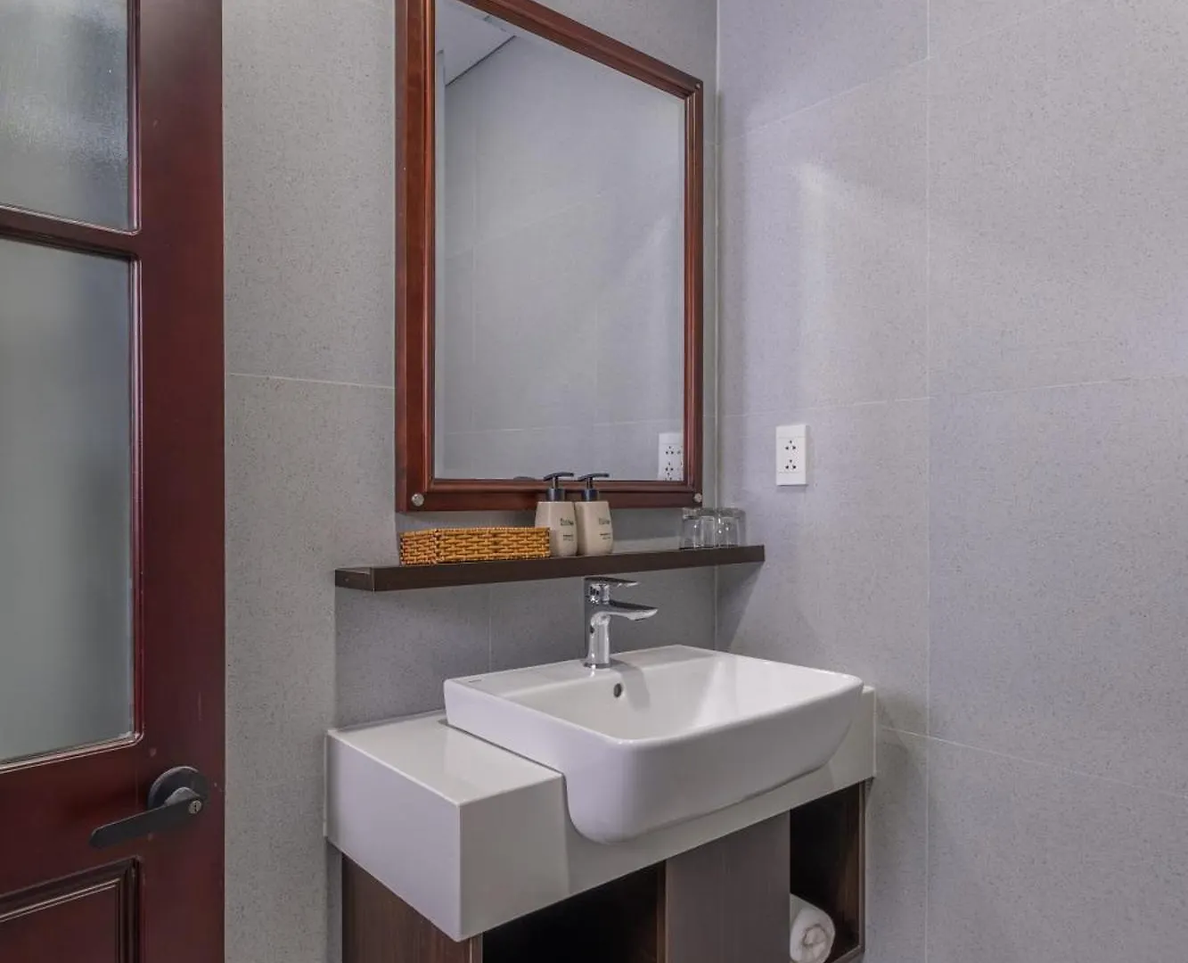 Snite Han Riverside Suites Da Nang 0*,  Vietnam